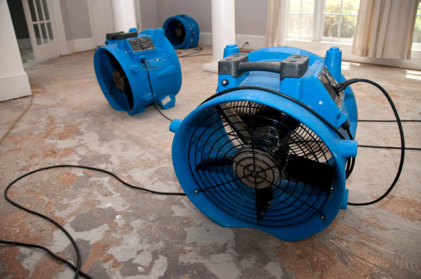 Best Commercial water damage restoration  in Akron, PA